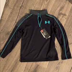 Under Armour, youth small, half zip